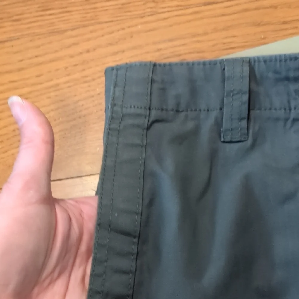 NWT Goodfellow & Co Men's Olive Flat Front Shorts SZ XS